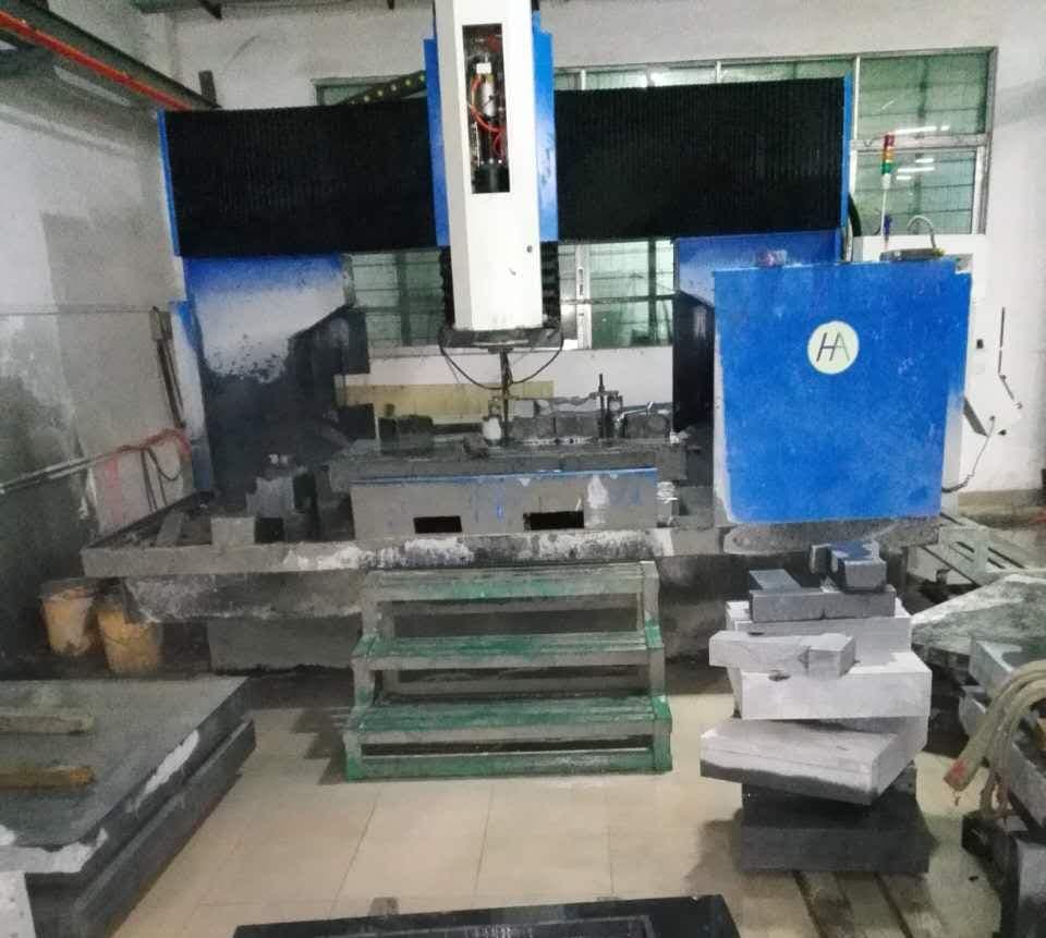 超大型加工中心